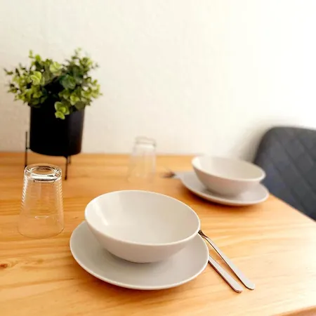 Stillvolle Stadtwohnung Am Klinikum Bielefeld, Zentral Und Mit Parkplatz! 아파트