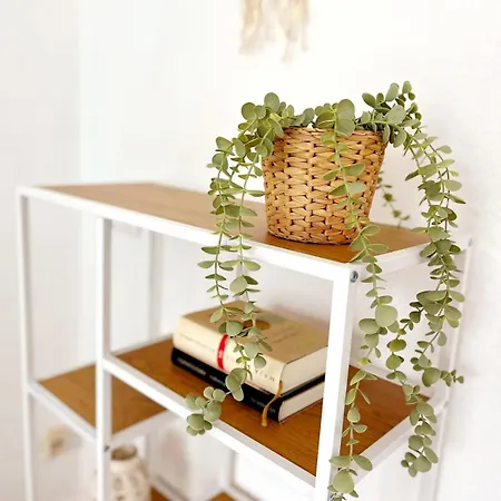 아파트 Stillvolle Stadtwohnung Am Klinikum Bielefeld, Zentral Und Mit Parkplatz! *