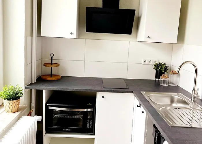 Stillvolle Stadtwohnung Am Klinikum Bielefeld, Zentral Und Mit Parkplatz!