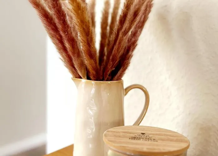 Stillvolle Stadtwohnung Am Klinikum Bielefeld, Zentral Und Mit Parkplatz! Appartement